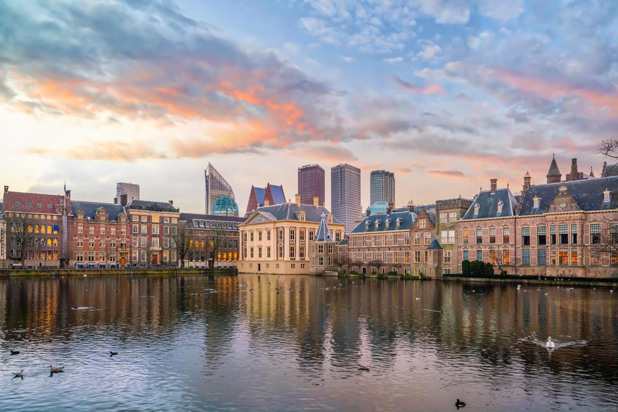 Downtown Suite Den Haag Bagian luar foto
