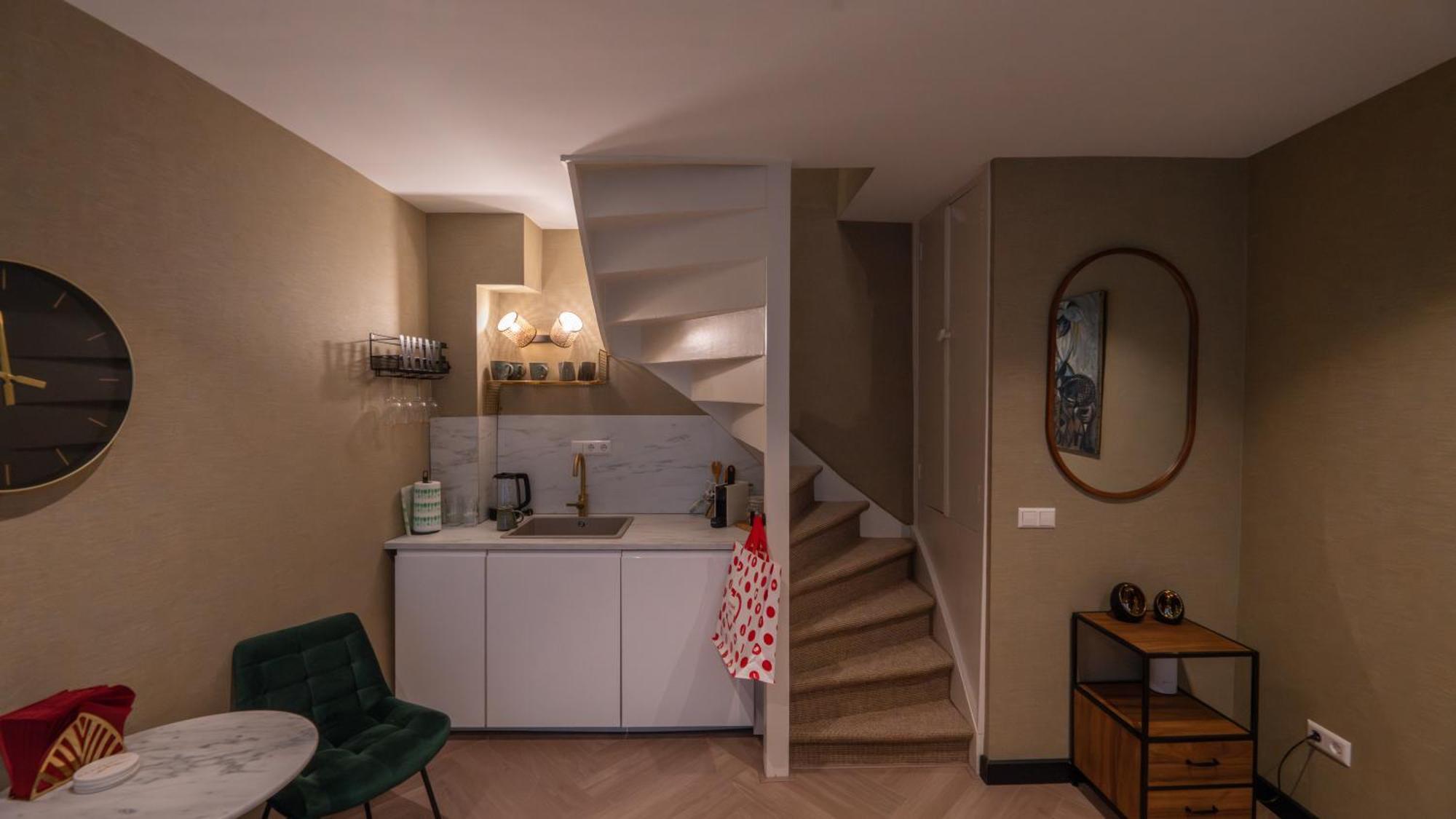 Downtown Suite Den Haag Bagian luar foto