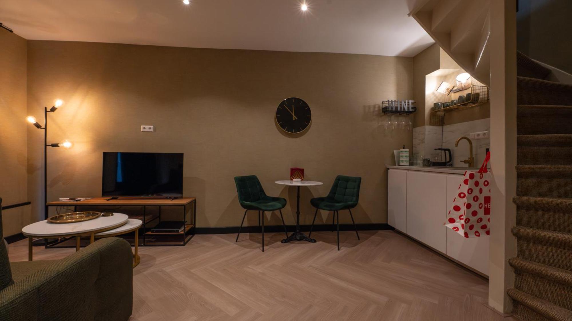 Downtown Suite Den Haag Bagian luar foto