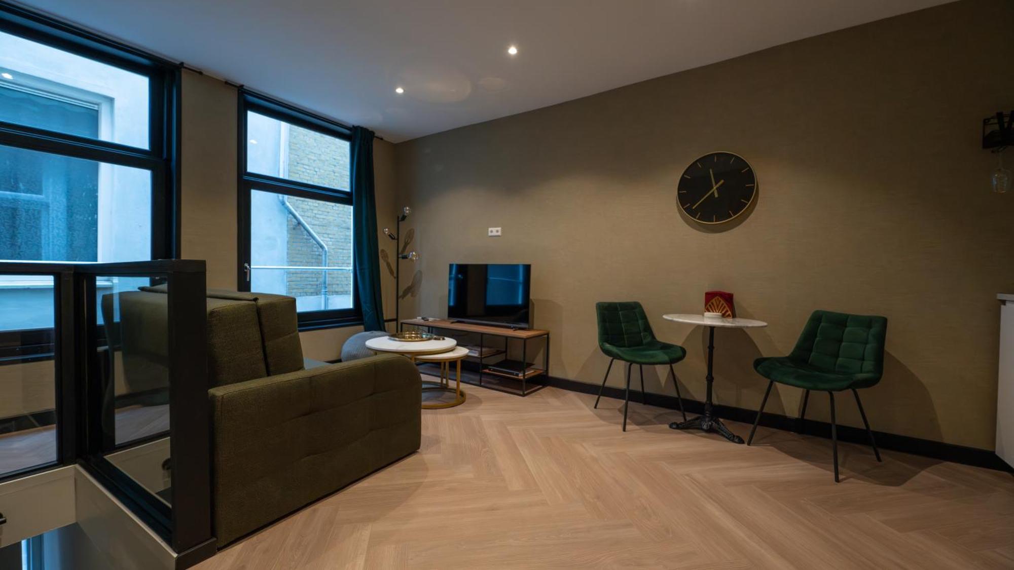 Downtown Suite Den Haag Bagian luar foto